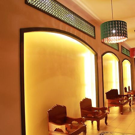 Mulberry House Hotel Pak Thong Chai Bagian luar foto