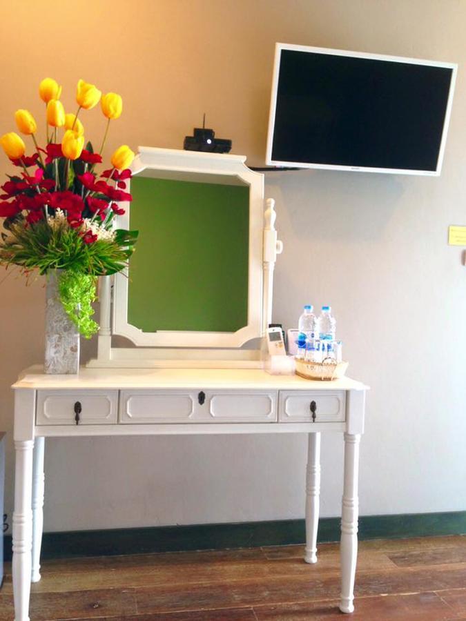 Mulberry House Hotel Pak Thong Chai Bagian luar foto