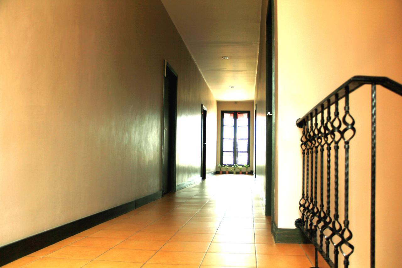 Mulberry House Hotel Pak Thong Chai Bagian luar foto