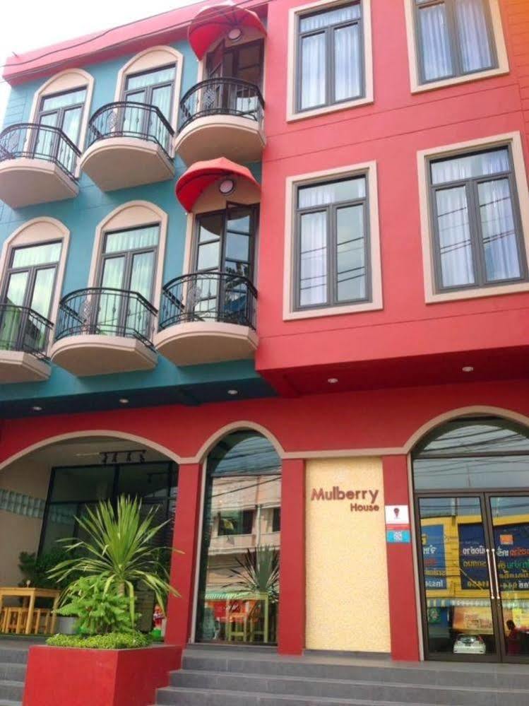 Mulberry House Hotel Pak Thong Chai Bagian luar foto