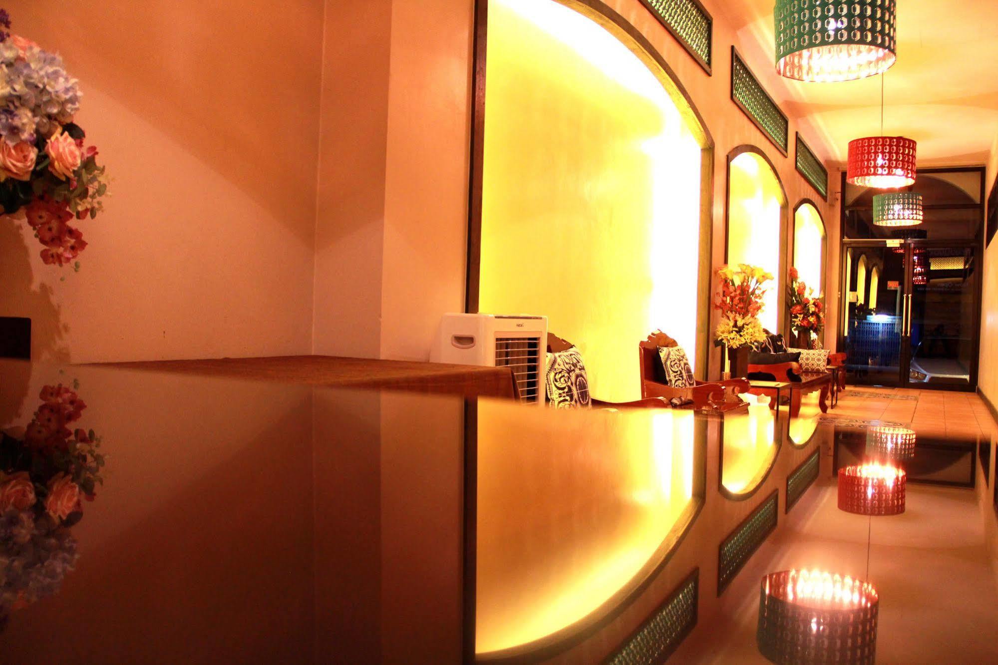 Mulberry House Hotel Pak Thong Chai Bagian luar foto